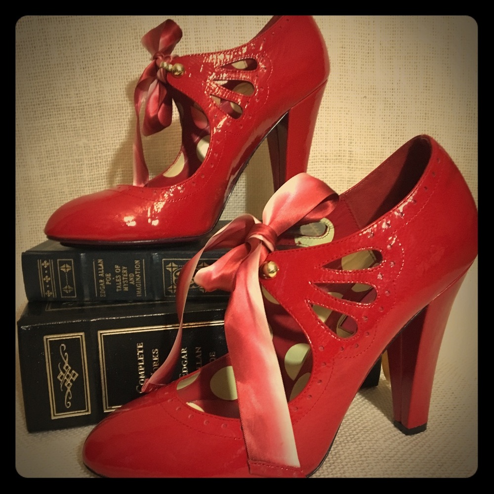 Betsey Johnson Vintage style heels